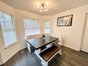1225 Hughmont Dr in Pflugerville, TX - Building Photo - Building Photo