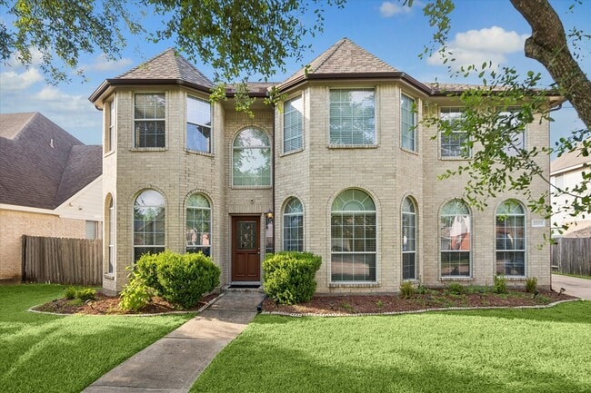 property at 21702 Cozy Hollow Ln