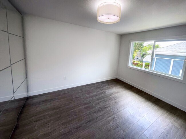 3621 Dimond Ave in Oakland, CA - Foto de edificio - Building Photo