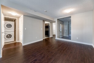 WestQ in Toronto, ON - Building Photo