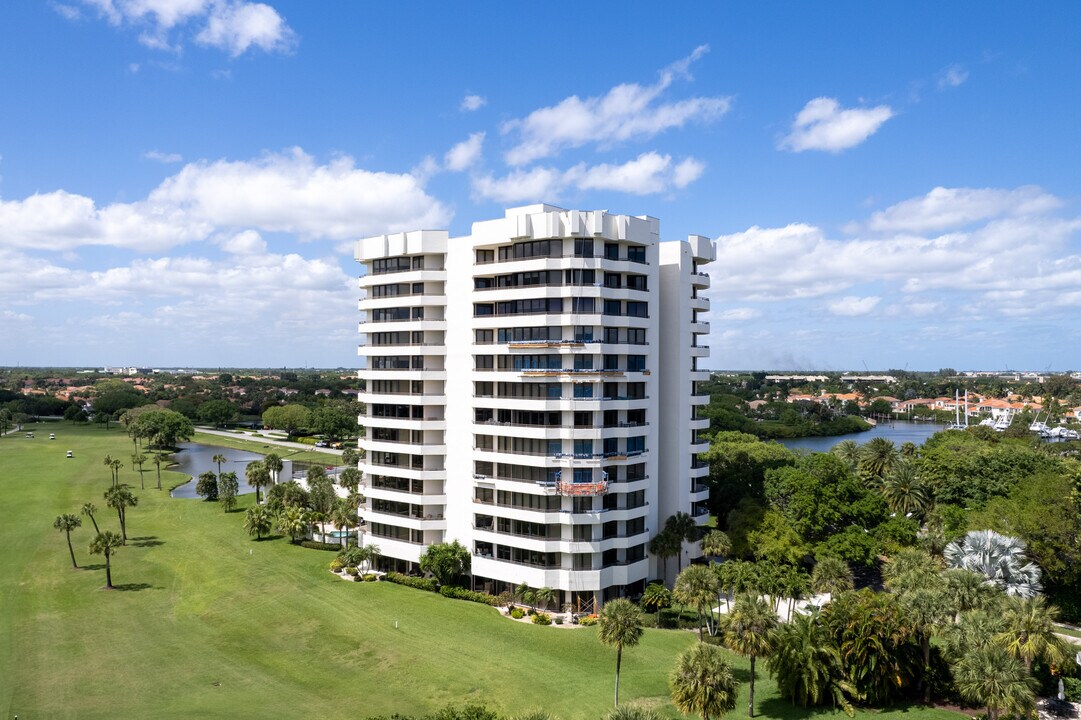Southport One Condo in Jupiter, FL - Building Photo