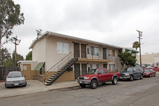 4510 55th St in San Diego, CA - Foto de edificio - Building Photo