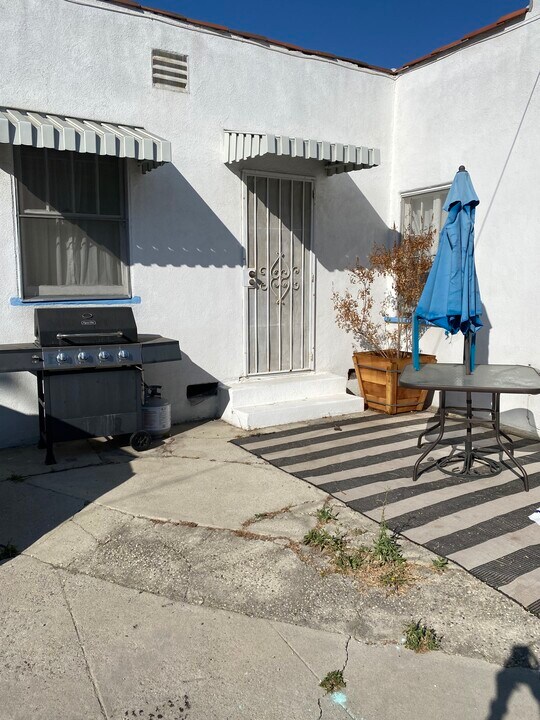 8947 Hubbard St, Unit C in Culver City, CA - Building Photo