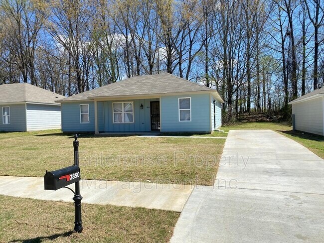 3850 Ajanders Dr in Memphis, TN - Building Photo - Building Photo