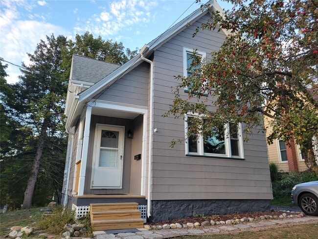 property at 25 Summit St