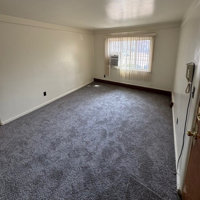 3522 Ewald Cir in Detroit, MI - Building Photo - Building Photo