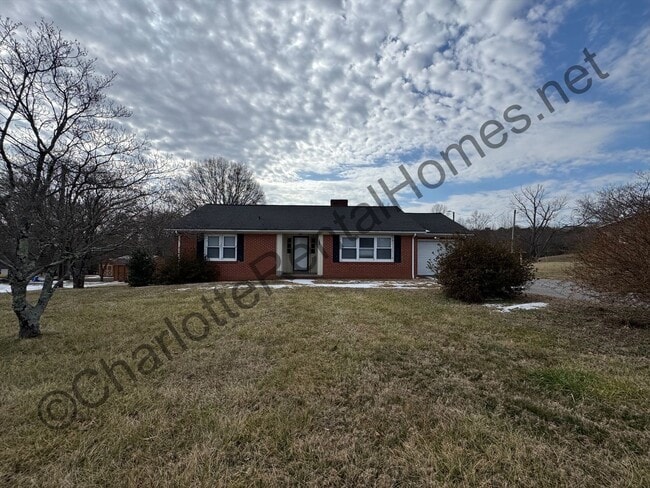 property at 1686 NC-90