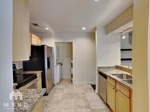 4777 Cedar Springs Rd in Dallas, TX - Building Photo - Building Photo