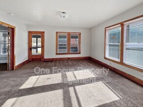 1807 Lycoming Creek Rd in Williamsport, PA - Foto de edificio - Building Photo