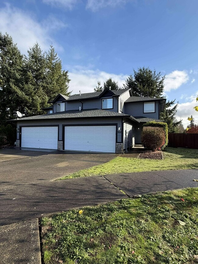 904 Avalon Ct SE in Olympia, WA - Building Photo - Building Photo