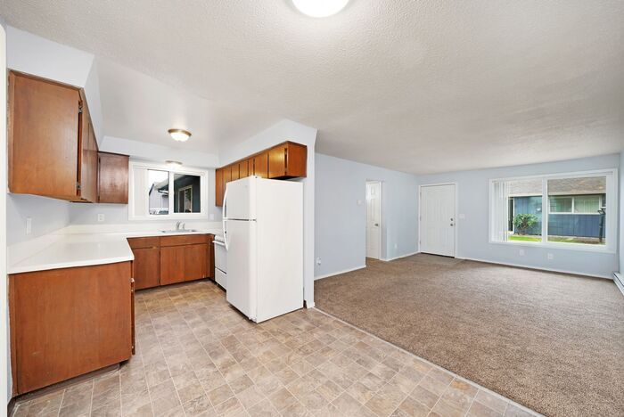 18140 SW Shaw St in Beaverton, OR - Building Photo