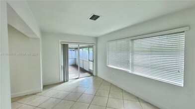 6504 Arbor Dr in Miramar, FL - Building Photo - Building Photo