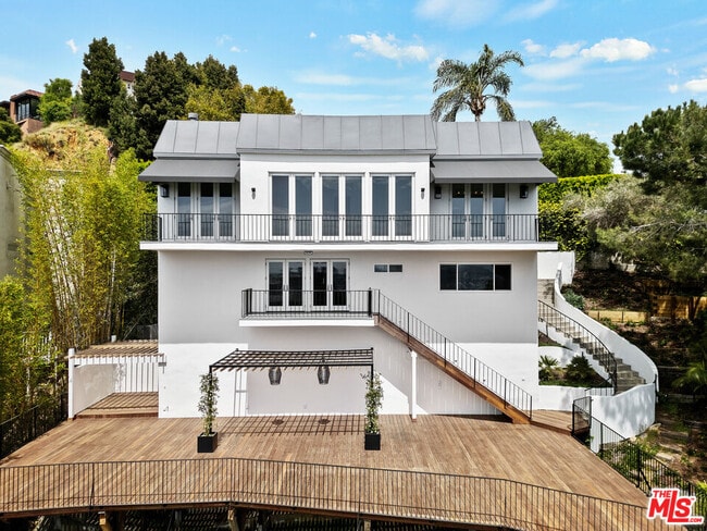 property at 1539 Viewsite Dr