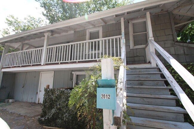 2012 Sanguinet St in Fort Worth, TX - Building Photo - Building Photo