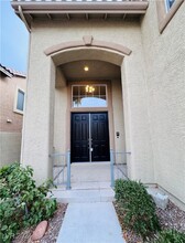 10713 Sapphire Vista Ave in Las Vegas, NV - Building Photo - Building Photo