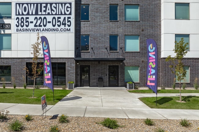 Basin View Landing in Ogden, UT - Building Photo - Building Photo
