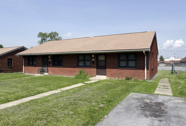 Lang Manor in Harrisburg, PA - Building Photo - Building Photo