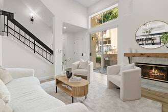 430 Galleria Dr, Unit #4 in San Jose, CA - Building Photo - Building Photo