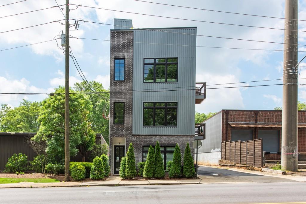 417 E College Ave in Decatur, GA - Foto de edificio