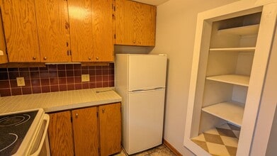 803 8th Ave in Council Bluffs, IA - Building Photo - Building Photo