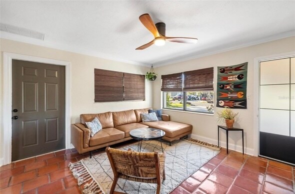 603 Frances St in Nokomis, FL - Foto de edificio