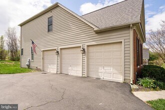 40456 Lenah Run Cir in Aldie, VA - Building Photo - Building Photo