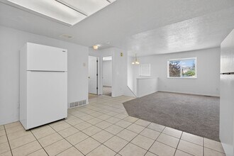 142 N 16th Ave in Pocatello, ID - Building Photo - Building Photo