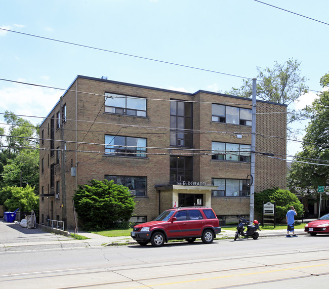 2667 Lake Shore Blvd in Toronto, ON - Building Photo - Building Photo