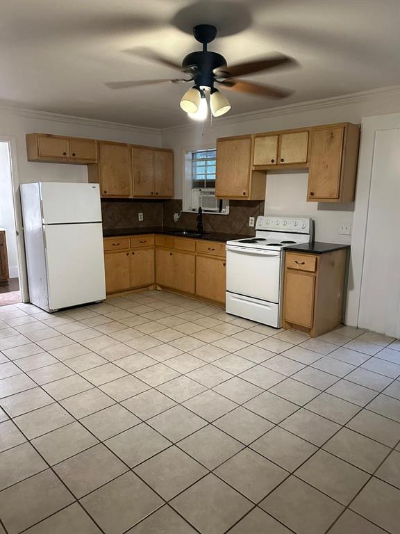 property at 9506 Capitol View Dr