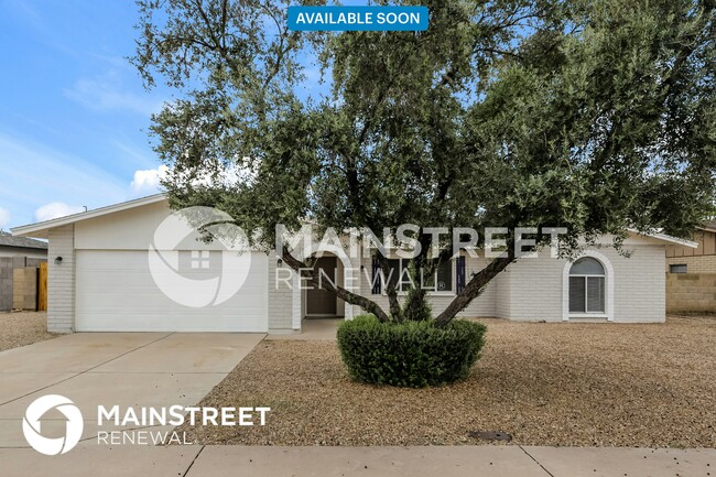 property at 4925 W Phelps Rd