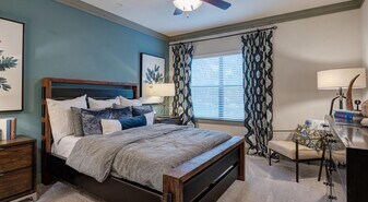 2539 Spring Cypress Rd in Spring, TX - Building Photo