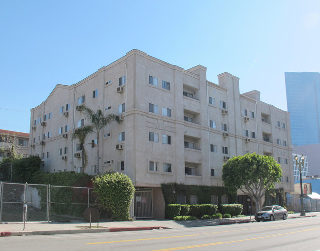 Los Angeles City Lights in Los Angeles, CA - Building Photo - Building Photo