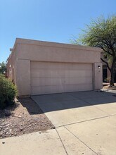 7886 S Castle Bay St in Tucson, AZ - Building Photo - Building Photo