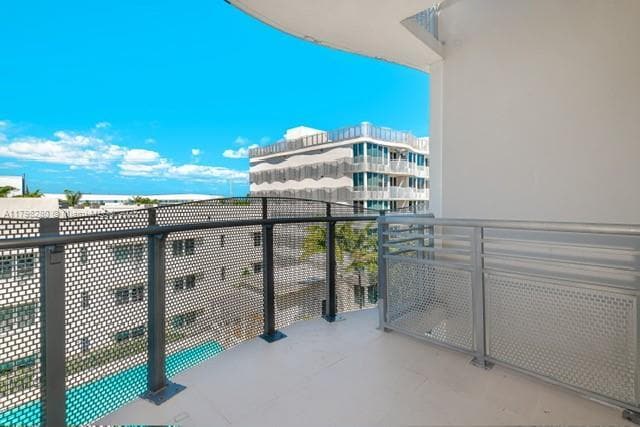 2100 Park Ave in Miami Beach, FL - Building Photo - Building Photo