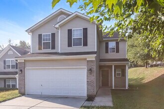 802 Wesley Alan Ln in Charlotte, NC - Building Photo - Building Photo