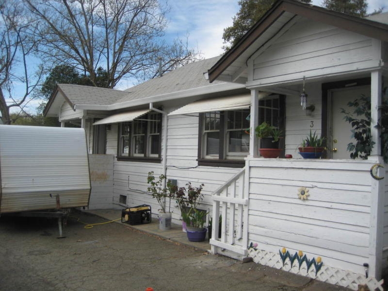 1604 Willis St in Redding, CA - Building Photo