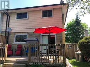 1340 Cedar St in Oshawa, ON - Building Photo - Building Photo
