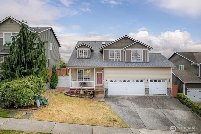 property at 6924 38th Pl NE