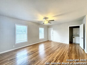 740 Donaldson Ave in San Antonio, TX - Building Photo - Building Photo
