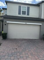 846 Legacy Dr in Davenport, FL - Building Photo