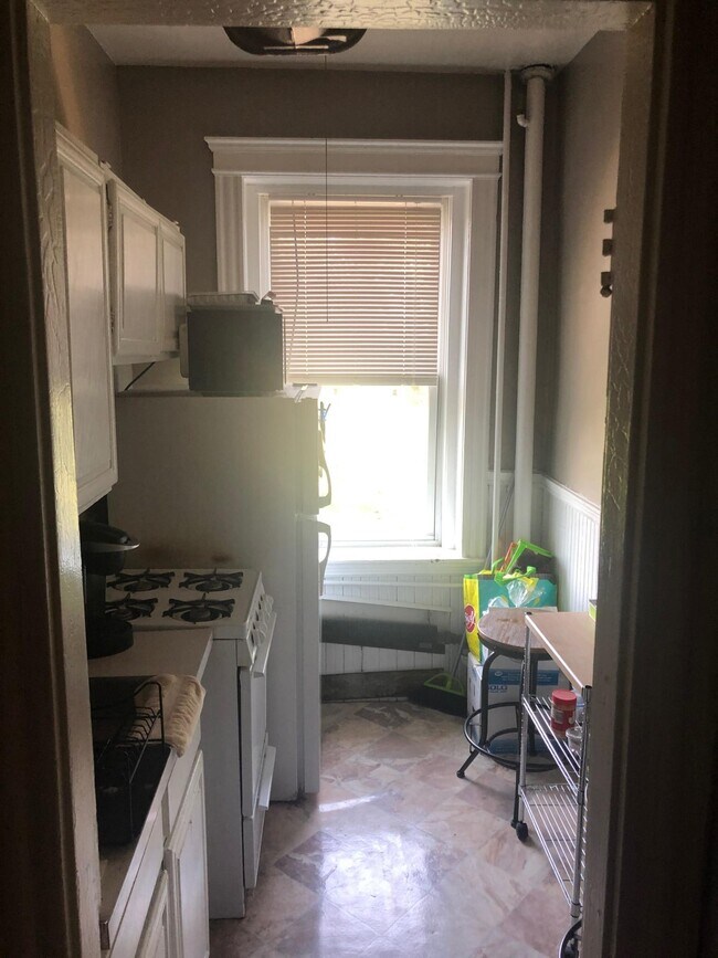 59 Kilmarnock St, Unit 211P-2
