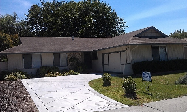 property at 819 Cherokee Dr