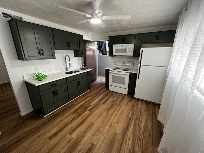 property at 150-152 N 400 W