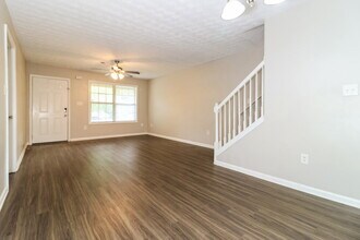 1000 Weatherwood Pl NE in Conyers, GA - Building Photo - Building Photo