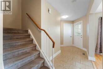 1936 Longman Crescent in Ottawa, ON - Building Photo - Building Photo