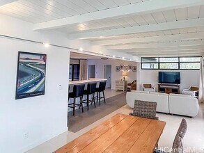275 Kakahiaka St in Kailua, HI - Building Photo - Building Photo