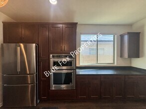 8454 N Lone Ranger Rd in Tucson, AZ - Building Photo - Building Photo