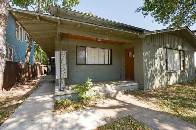 4306 Avenue B in Austin, TX - Building Photo - Building Photo