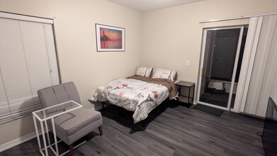 2920 E Jefferson St in Orlando, FL - Foto de edificio - Building Photo