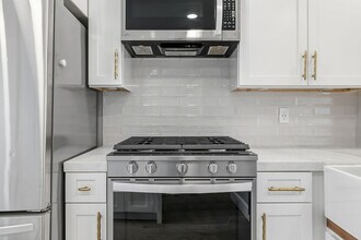 501 Herondo St, Unit 59 in Hermosa Beach, CA - Building Photo - Building Photo